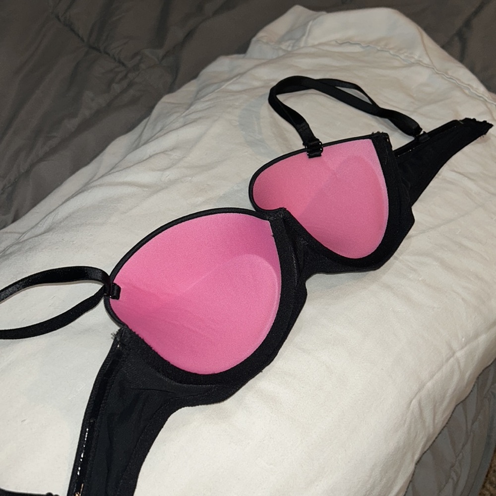 Victoria Secret wear everywhere multi-way push-up bra - Picture 2 of 4